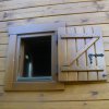 Sobótka - okna drewniane z okiennicami